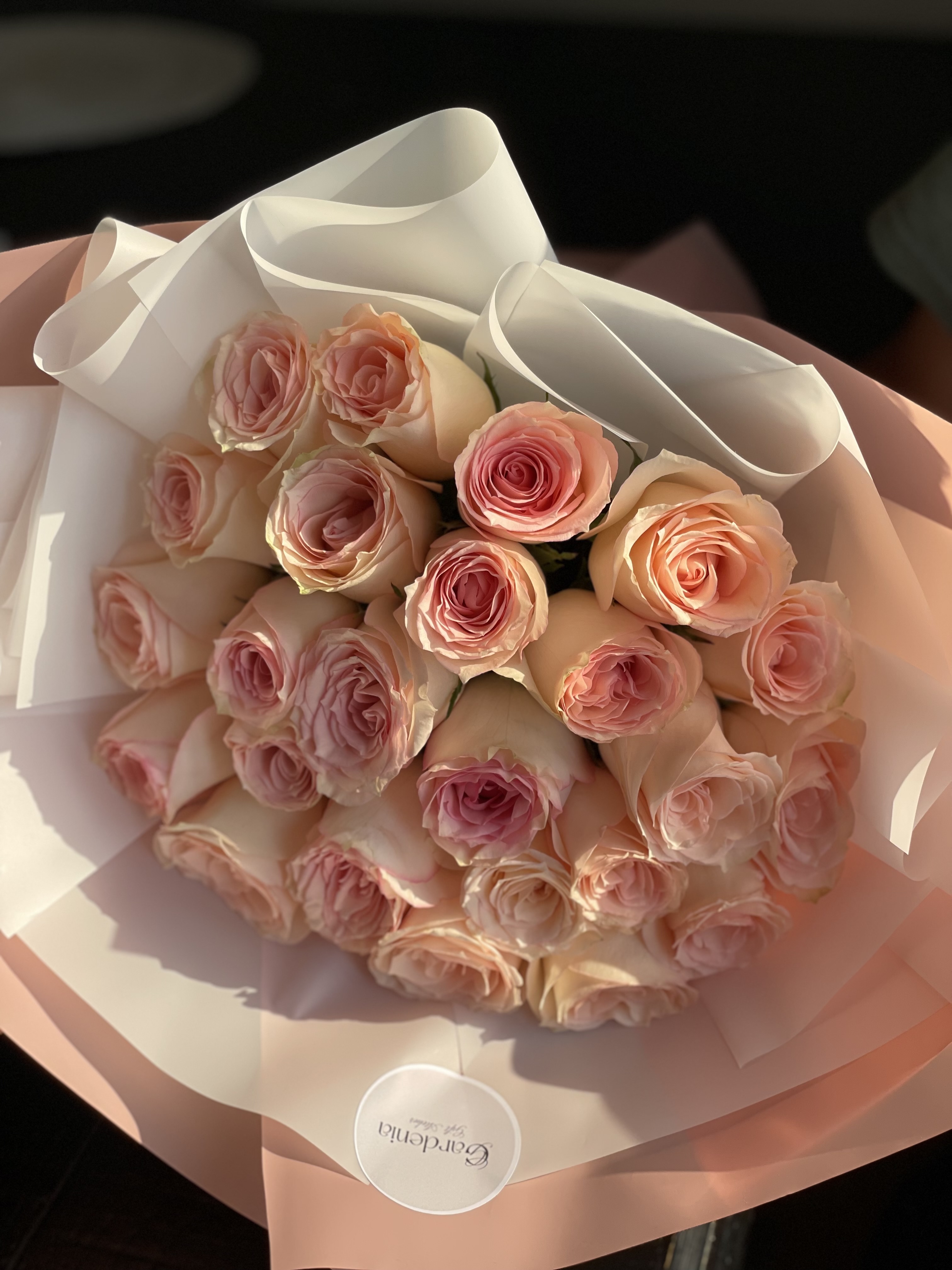 Arreglos florales únicos y llenos de vida. Encuentra el bouquet ideal con entrega rápida en San Pedro Sula.